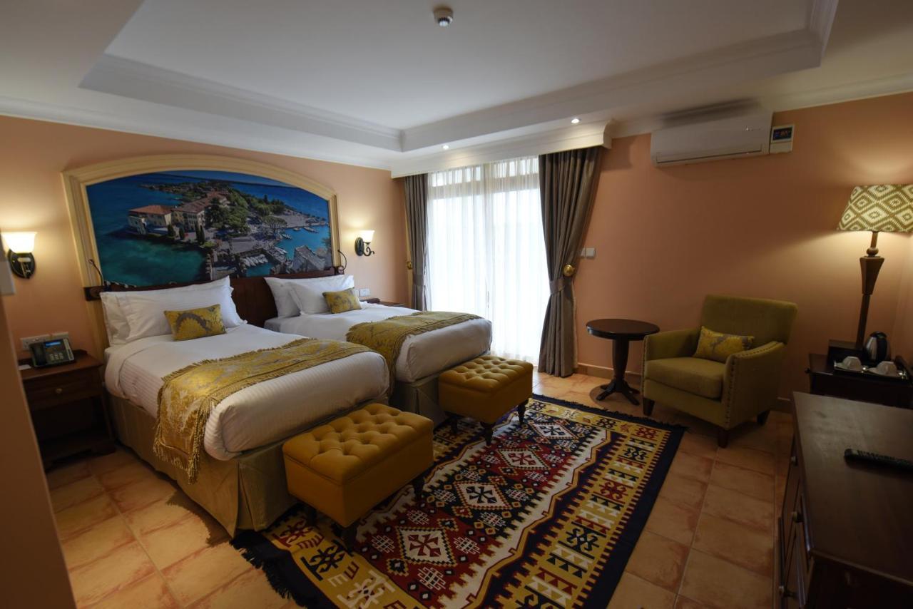 Casa Solada Hotel Kampala Buitenkant foto