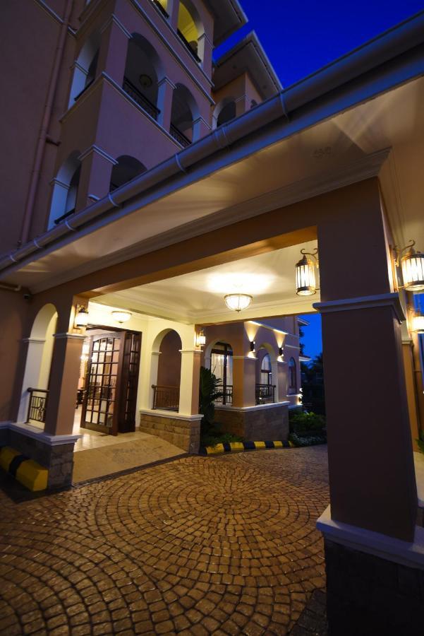 Casa Solada Hotel Kampala Buitenkant foto