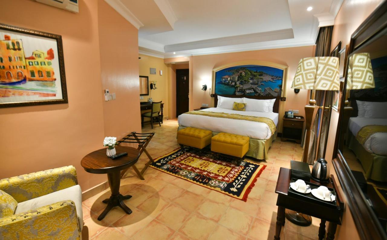 Casa Solada Hotel Kampala Buitenkant foto