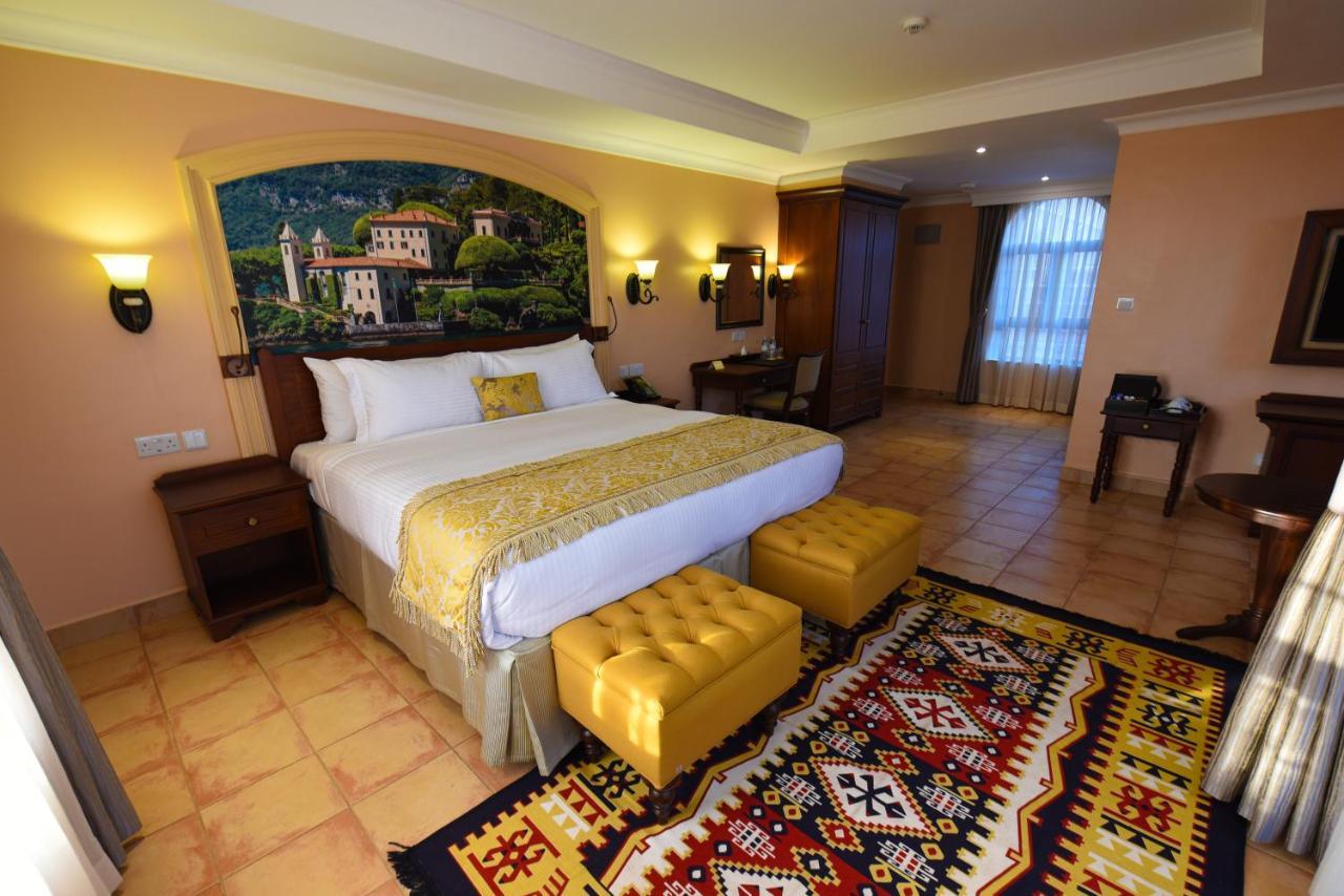 Casa Solada Hotel Kampala Buitenkant foto